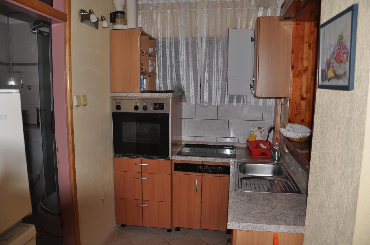 Apartmani Karla Klenovica Esterno foto